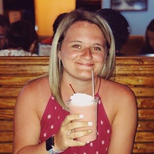 Meet your Posher, Loren